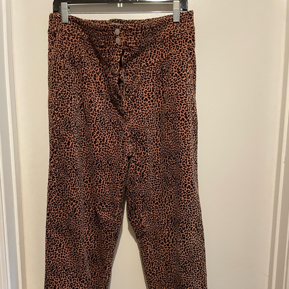 Animal print high waisted pants